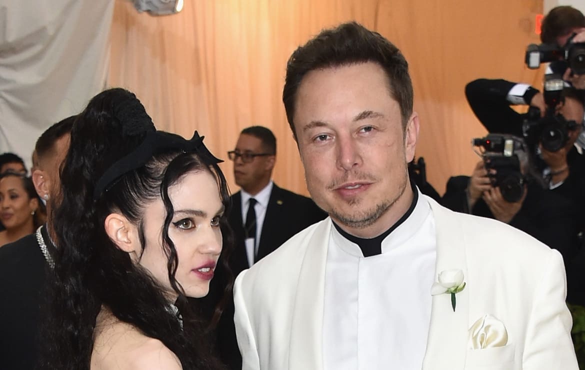 Elon Musk demandado por Grimes, exige la patria potestad de sus 3 hijos