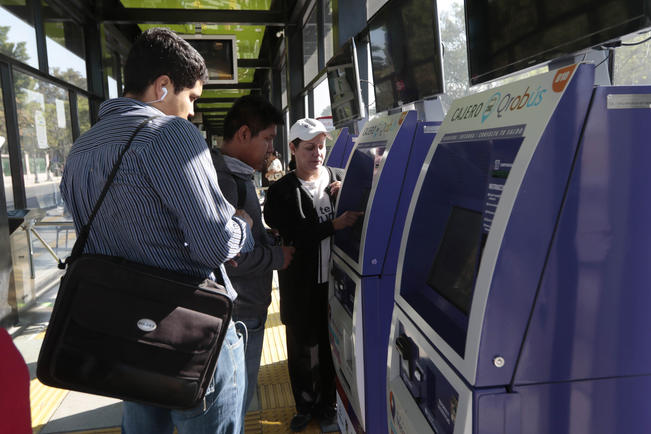 Solicita UAQ volver a la tarifa anterior de transporte