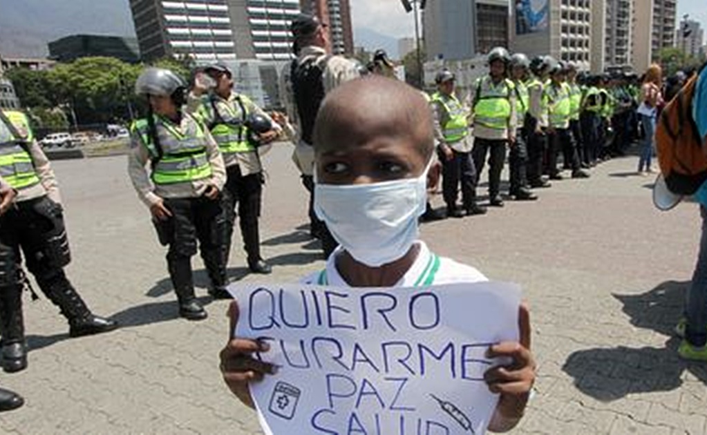 Venezuela: Muere niño que protestó para conseguir quimio