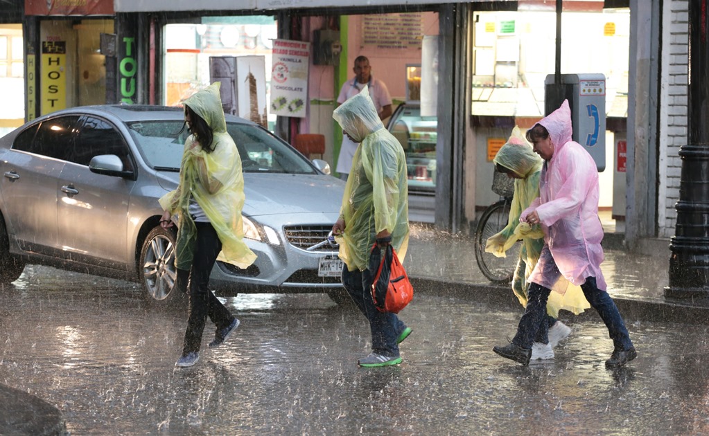Activan alerta amarilla por pronóstico de lluvia en la CDMX