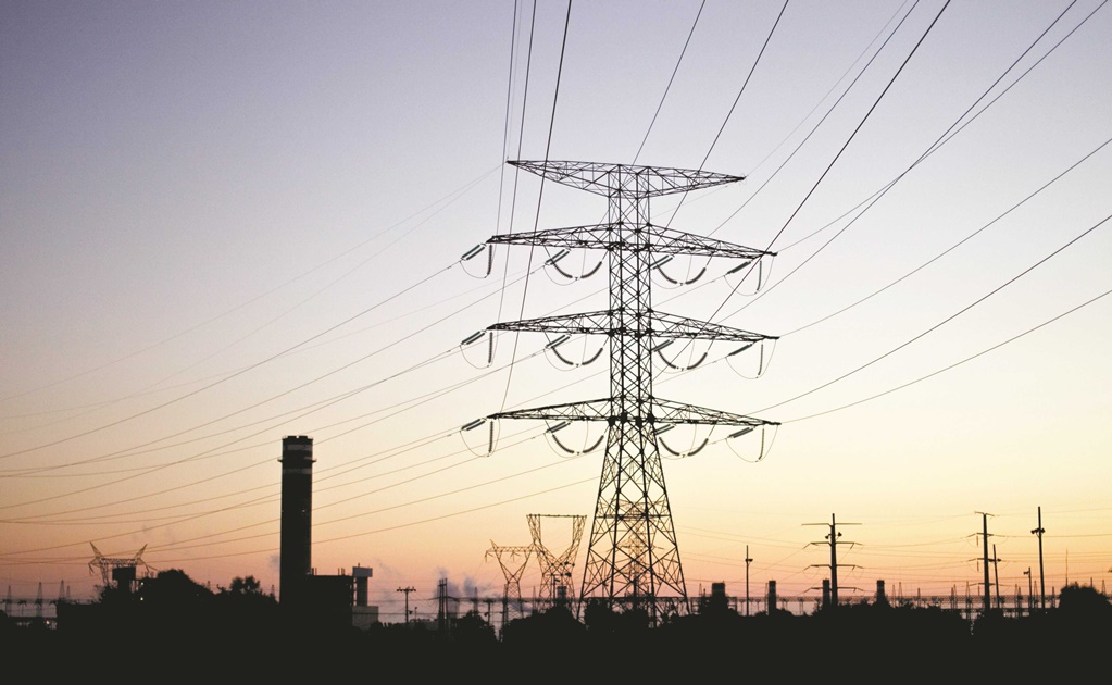 Empresarios de EU, Canadá y México prenden alertas por política energética de AMLO