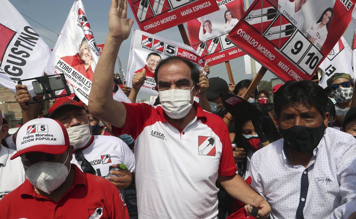 Sal y aguardiente: la receta de un candidato presidencial peruano contra el Covid-19