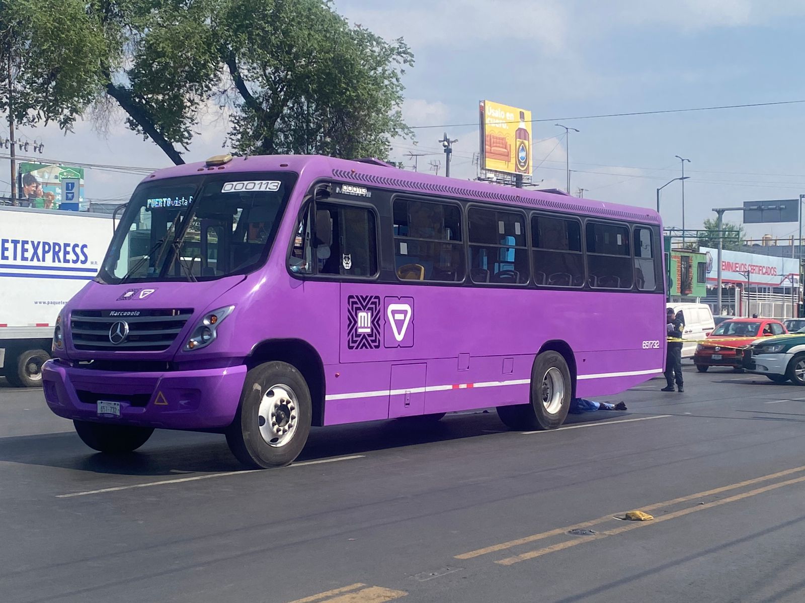 Hombre muere al ser arrollado por camión del transporte público concesionado en el Eje Central Lázaro Cárdenas