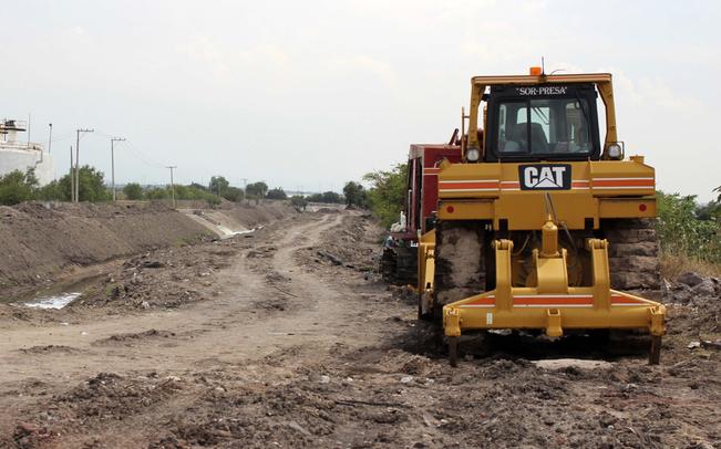 Buscan destinar 40 mdp a bordo Azteca para evitar hundimientos