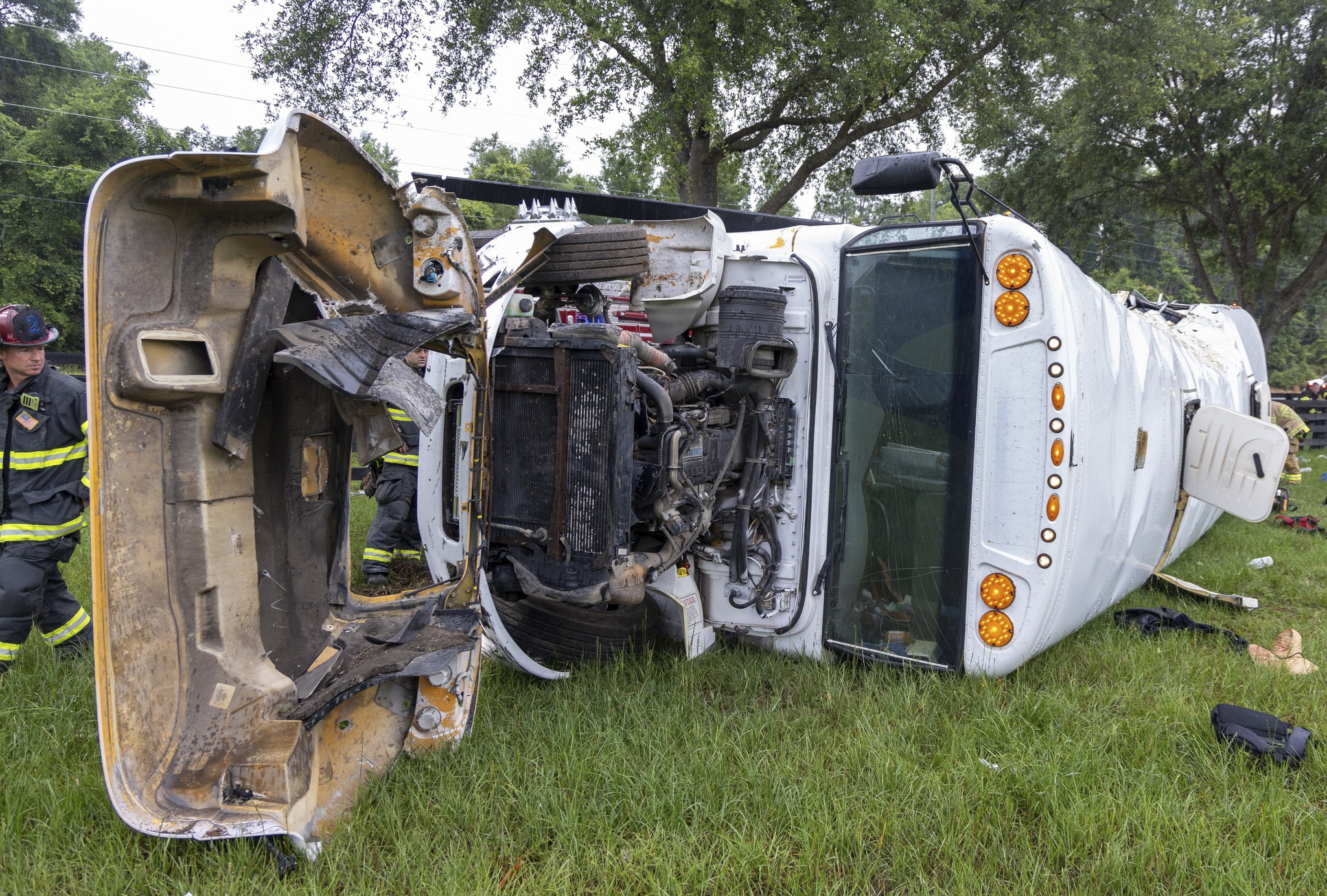 Campesinos mexicanos, entre las víctimas en accidente de autobús en Florida