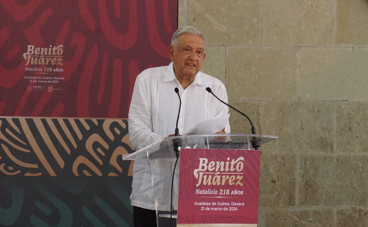 AMLO revela que pide consejos a Benito Juárez y nunca le ha fallado; "todavía está entre nosotros", dice