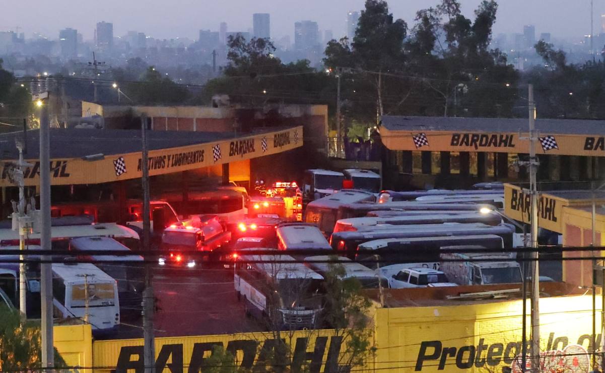 “Pensábamos que el helicóptero iba a caernos”, comerciantes relatan caída de la aeronave en Coyoacán