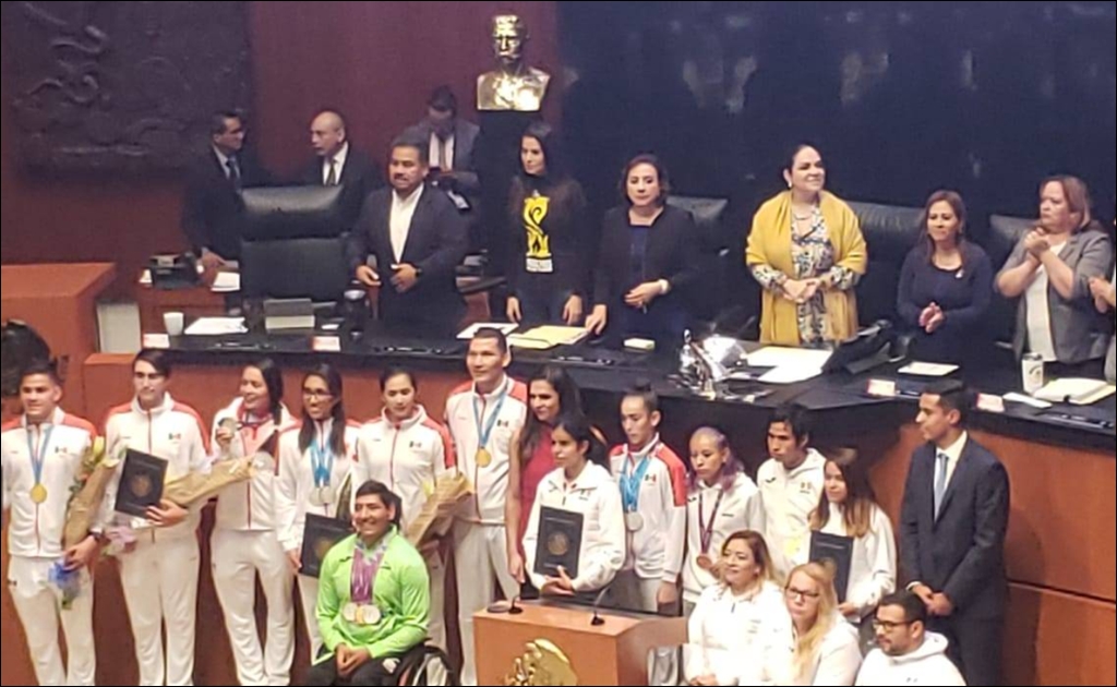 Senado reconoce a atletas que participaron en Lima 2019
