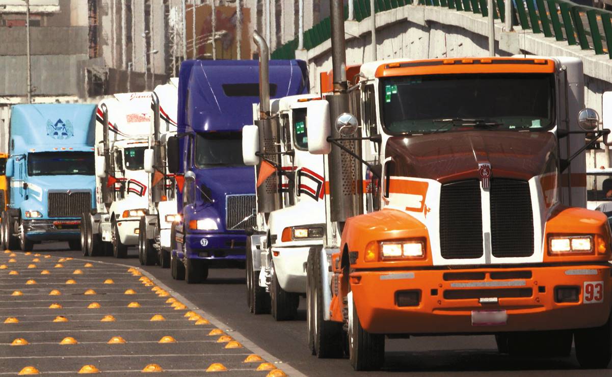 Crece 27% venta de camiones pesados en primer semestre de 2021: AMDA