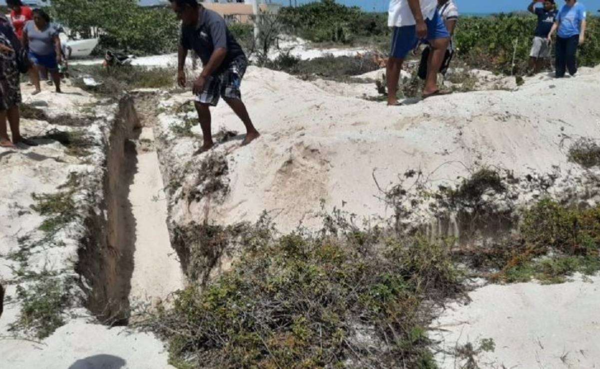 Habitantes de Yucatán dan ultimátum para retirar palapas que impiden el acceso a la playa