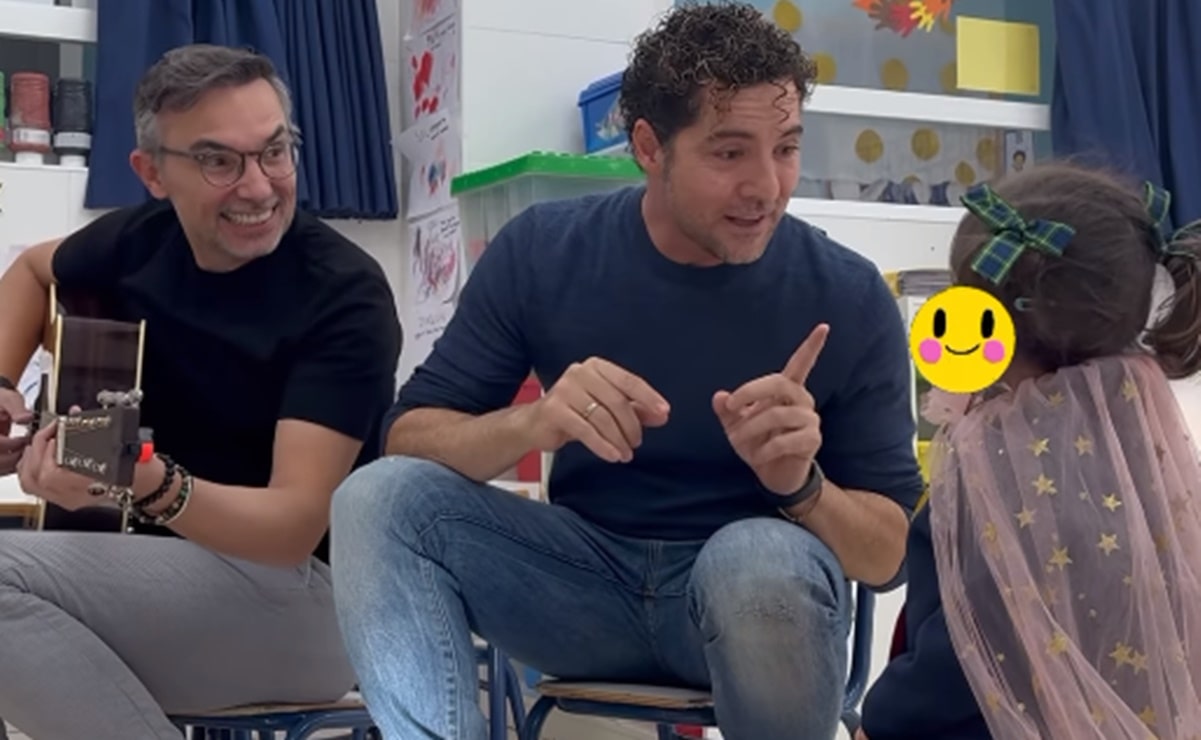 David Bisbal sorprende y canta en salón de clases de su hija: "mi concierto más difícil"