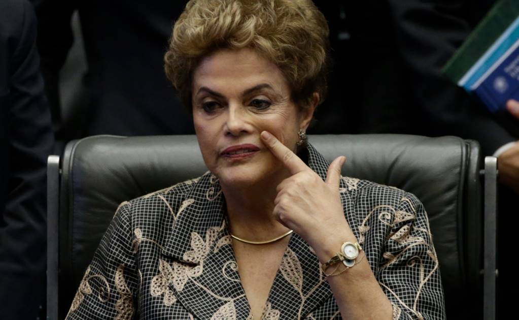 Rousseff: zika pasó de pesadilla distante a amenaza real