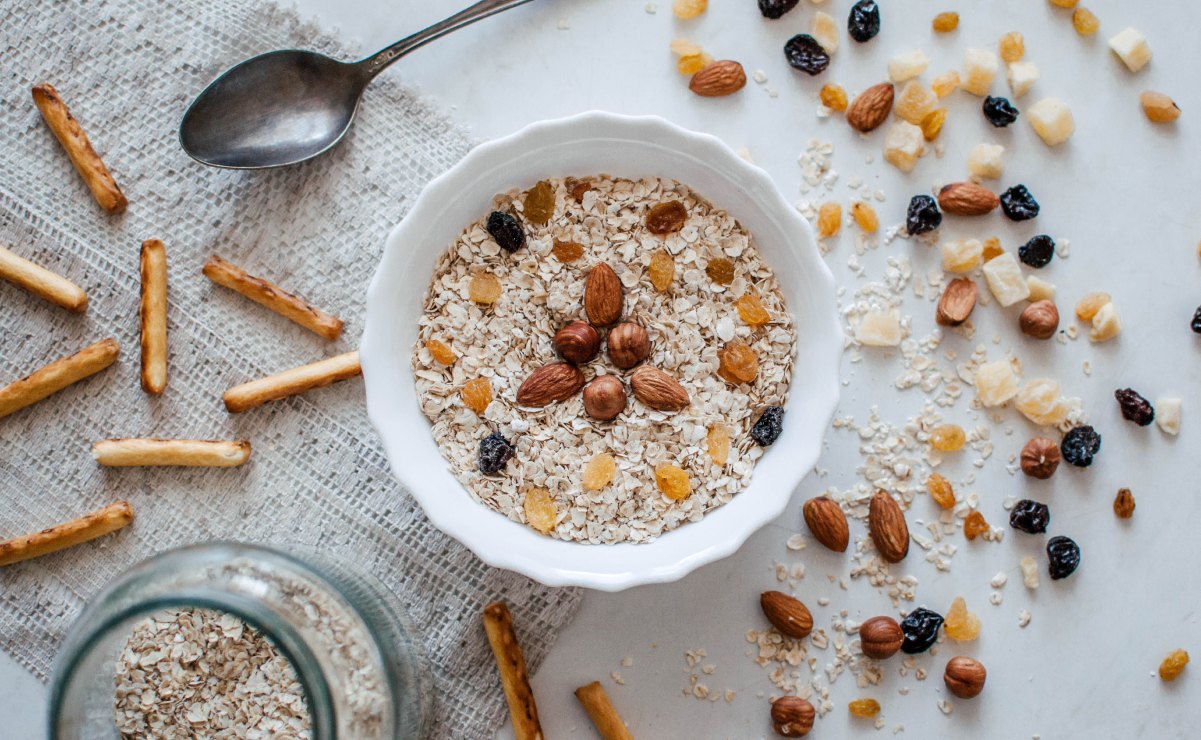 Así debes comer avena para aliviar la gastritis