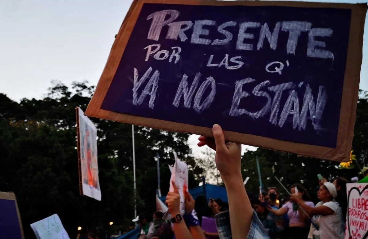 Advierte gobierno de Oaxaca castigo a mujeres por daños a 58 edificios durante marcha del 8M 