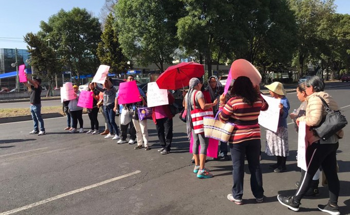 Mujeres con cáncer de mama protestan por recorte a recursos de Fucam 