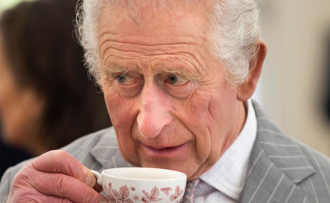 Alerta en el palacio de Buckingham: extraño avienta explosivos a pocos días de la coronación de Carlos III