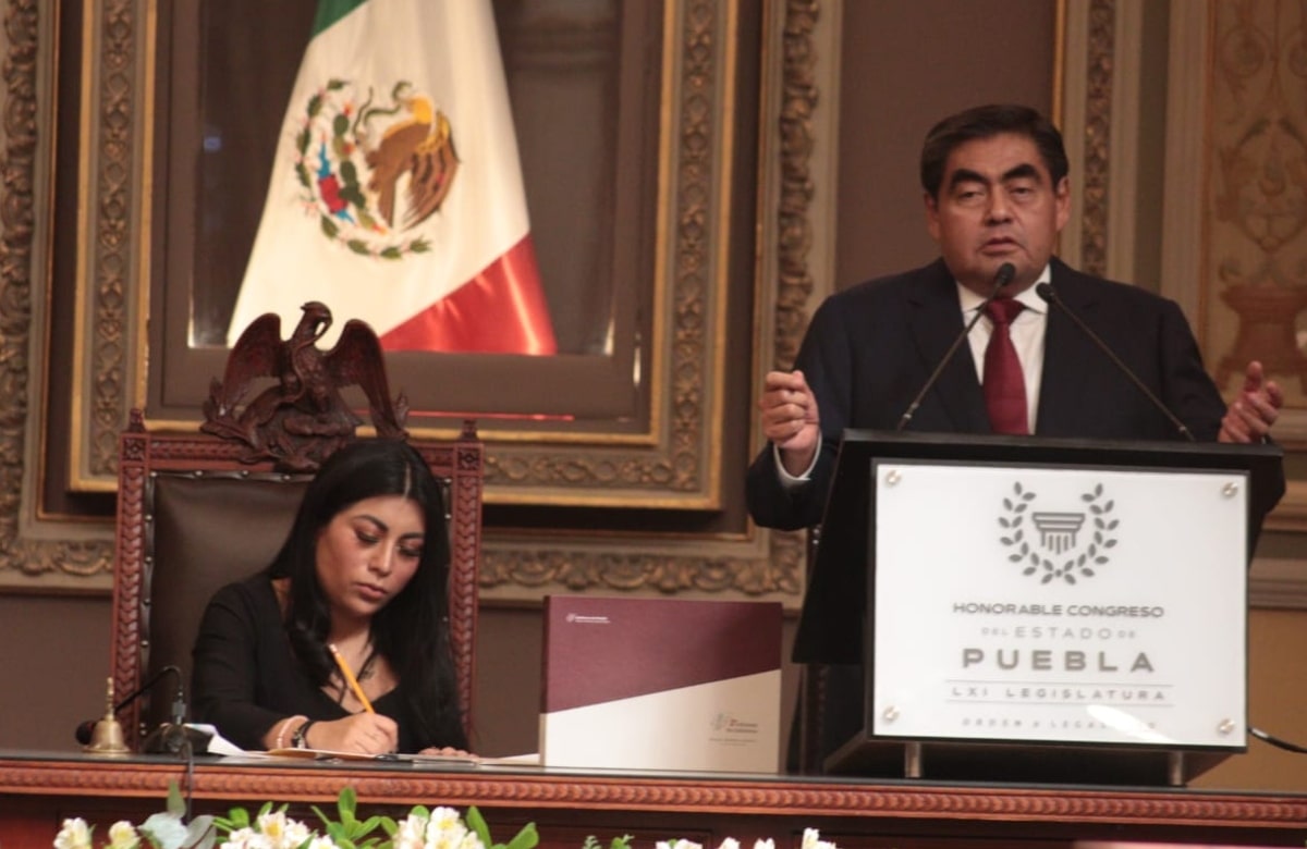 Disminuir desigualdades y acabar con privilegios, objetivo del gobierno de Puebla: Barbosa 