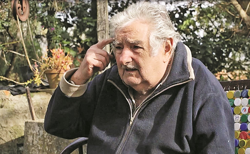 "Maduro está loco como una cabra": Mujica