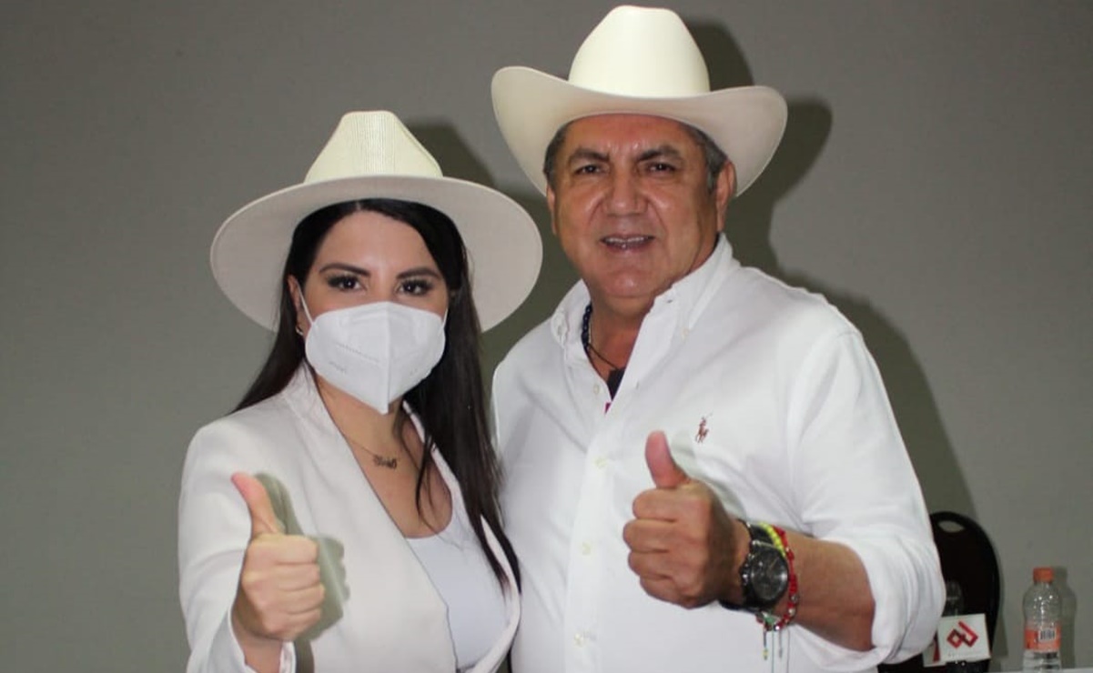 Candidata a la alcaldía de Culiacán declina a favor del abanderado del PRI