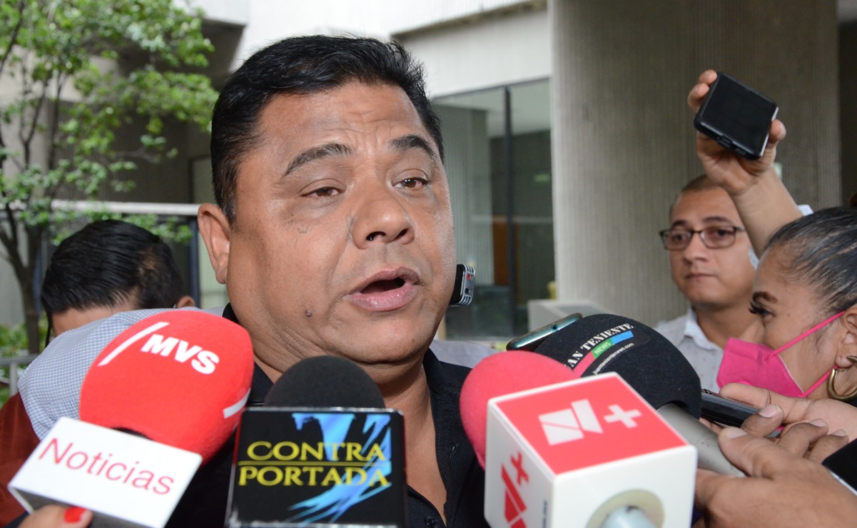 Fiscal renunció por presión mediática, dice Mario Escobar, padre de Debanhi