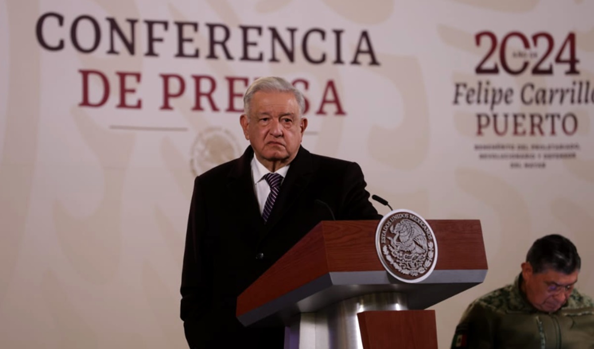 AMLO dice que se arrepiente de no haber comprado dos refinerías más en EU