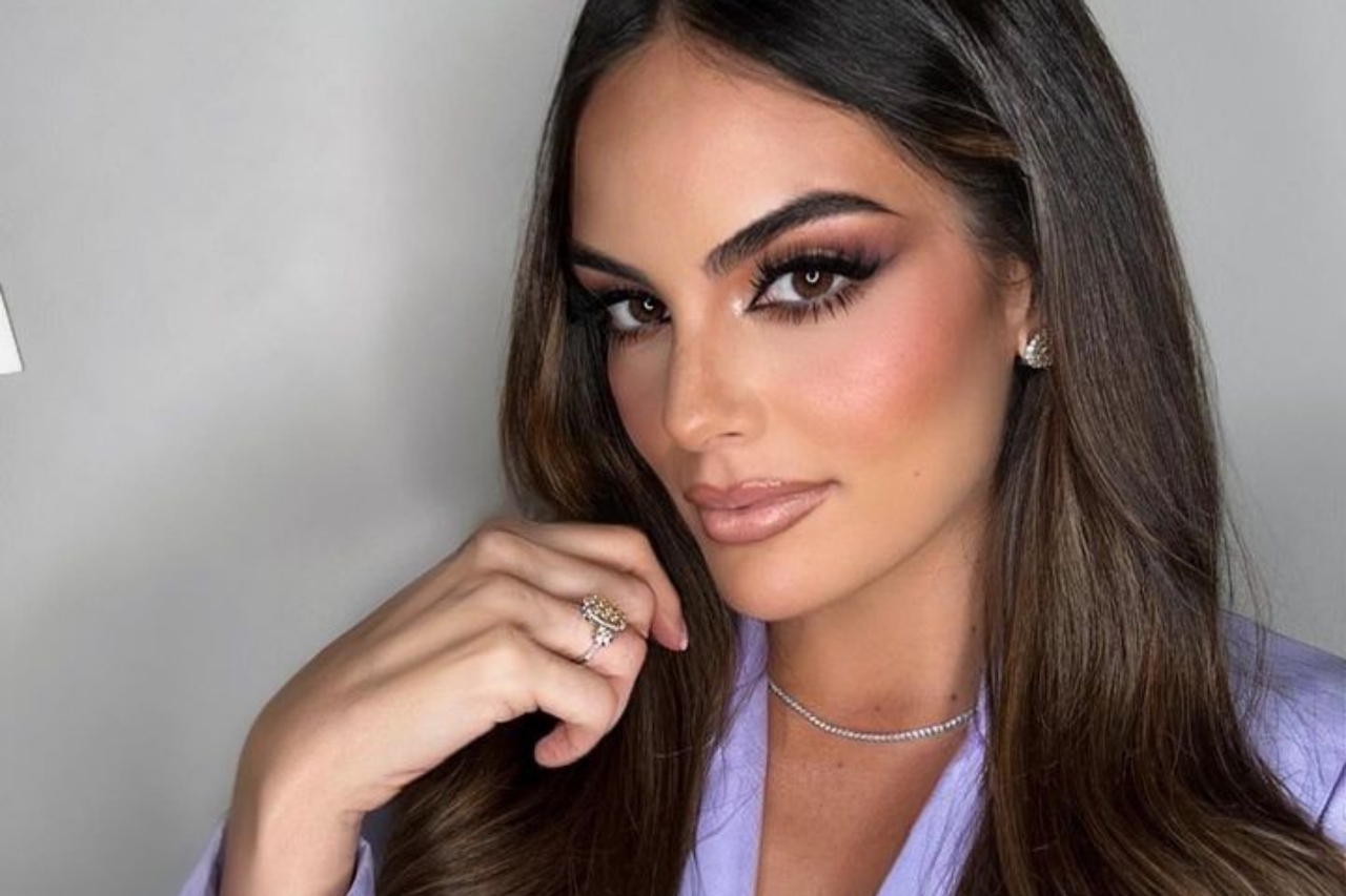 Perfecta. El look de embarazo de Ximena Navarrete en la playa