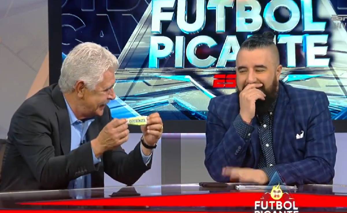 Tuca Ferretti se burló de Álvaro Morales por eliminación de América ante Pachuca