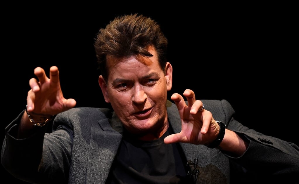 Charlie Sheen asegura que otros famosos de Hollywood tienen VIH