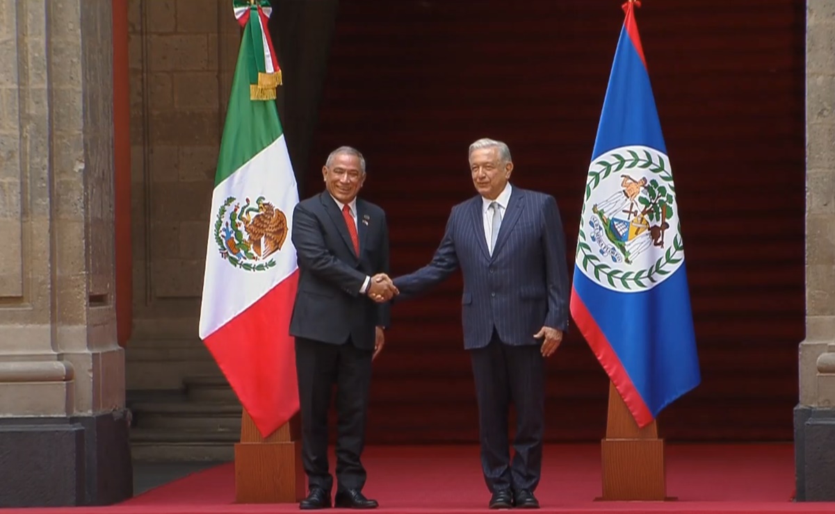 Migración e integración de Centro América por medio del Tren Maya, temas abordados en encuentro de AMLO y primer ministro de Belice