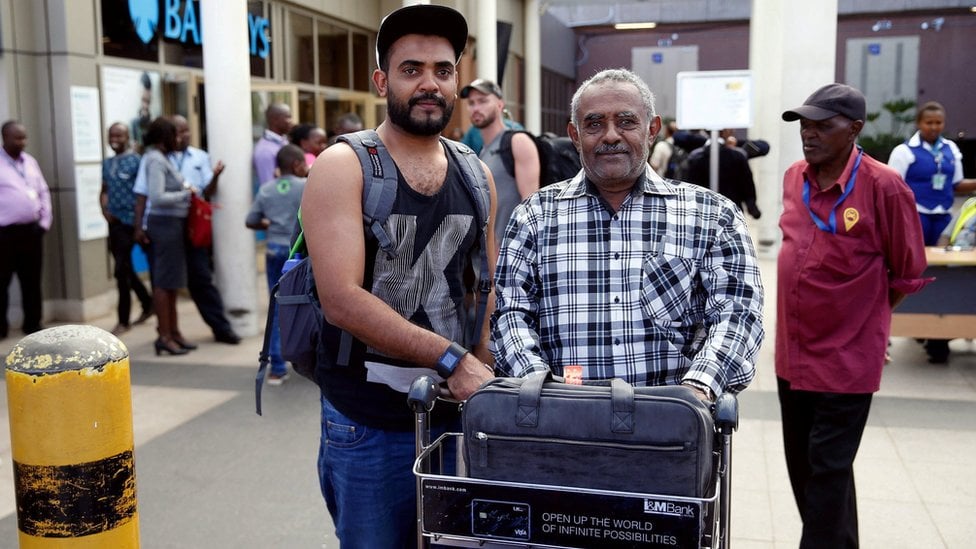Los dos pasajeros que se salvaron de viajar en el vuelo accidentado de Etiopía