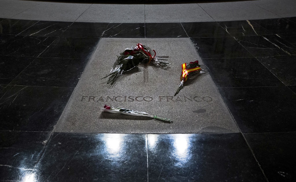 Congreso de España pide exhumar restos de Francisco Franco