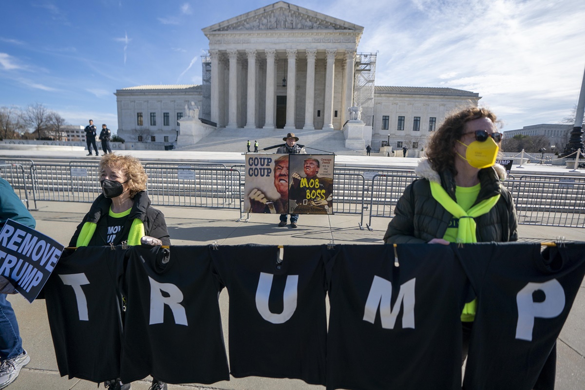 Conclusiones de los argumentos en la Corte Suprema sobre si Trump no es elegible para volver a ser presidente