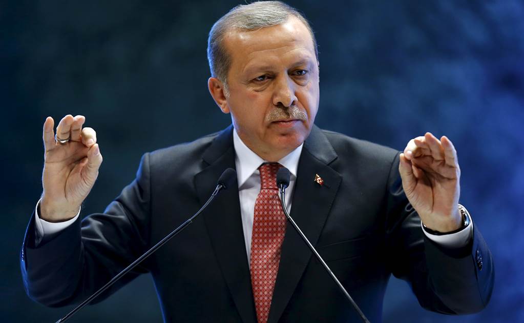 "Lo que se ahoga en el mar es nuestra humanidad": Erdogan