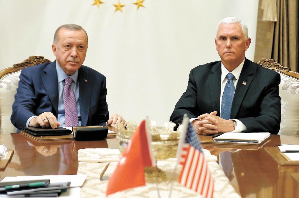 Turquía frena su ofensiva contra kurdos en Siria  