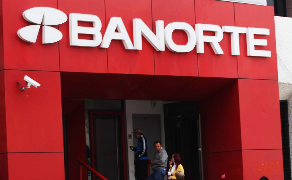 Bolsa mexicana cae 2.9% arrastrada por el desplome de Banorte