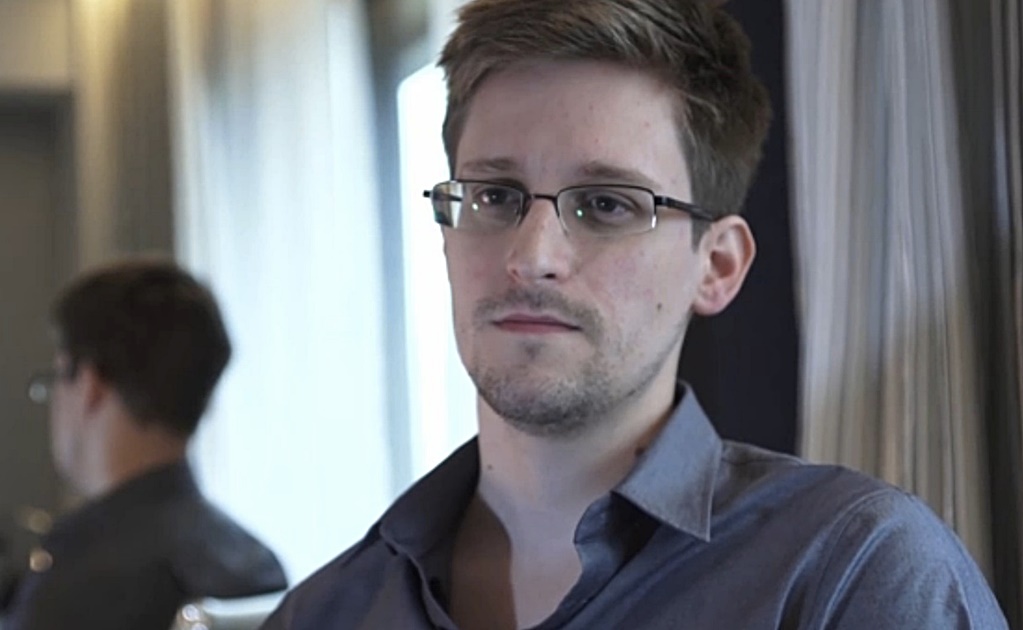 Piden a Twitter cerrar cuenta de Snowden