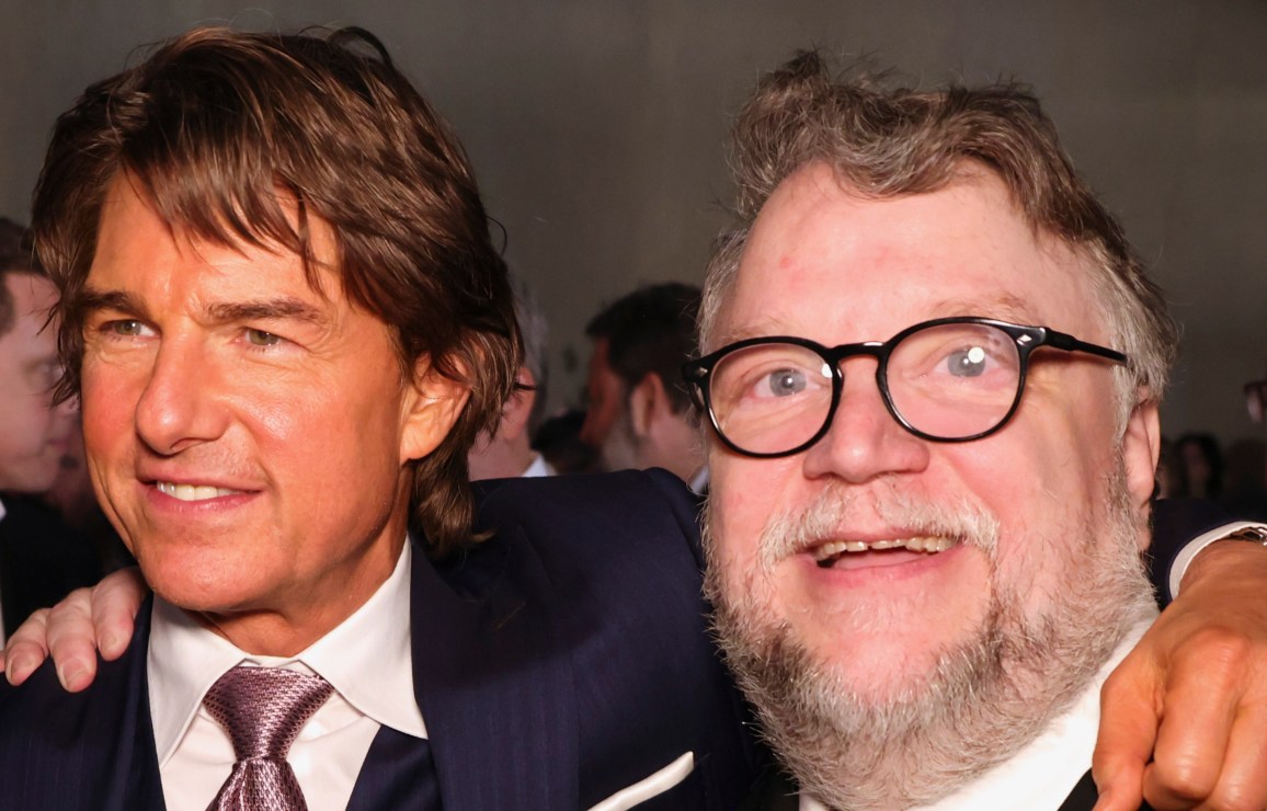 El tierno y amoroso momento entre Tom Cruise y Guillermo del Toro