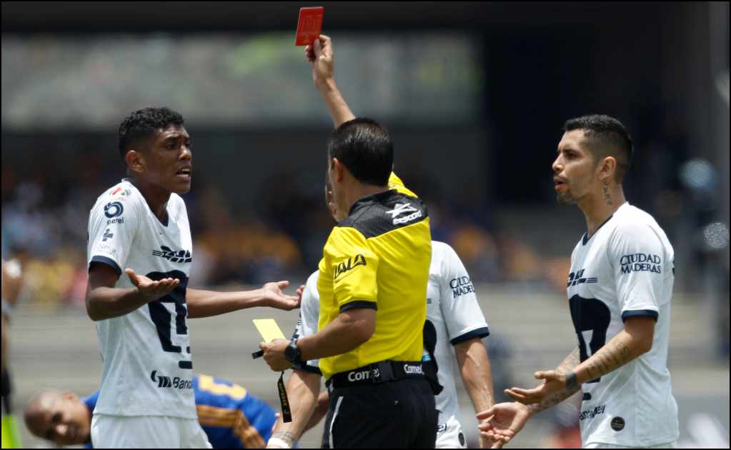 Ni los mismos árbitros saben las reglas: Andrés Iniestra
