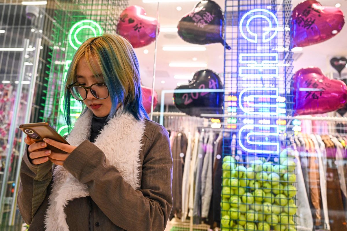 A falta de una pareja "ideal", mujeres en China optan por novios generados por inteligencia artificial