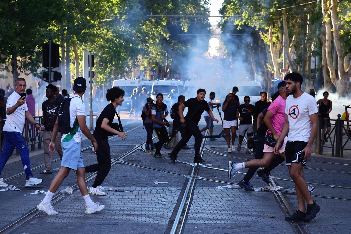Disturbios en Francia: policías y manifestantes chocan en Marsella; prevén más enfrentamientos nocturnos