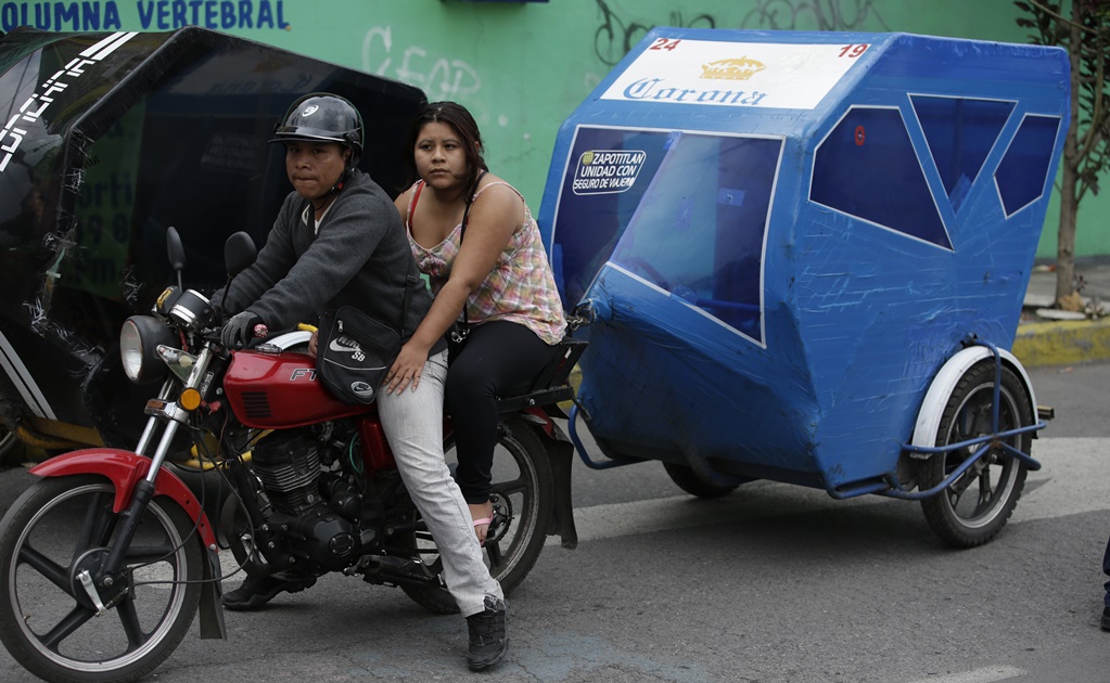 PAN busca frenar mototaxis en CDMX