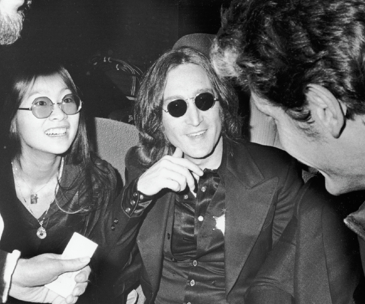 John Lennon a media velocidad