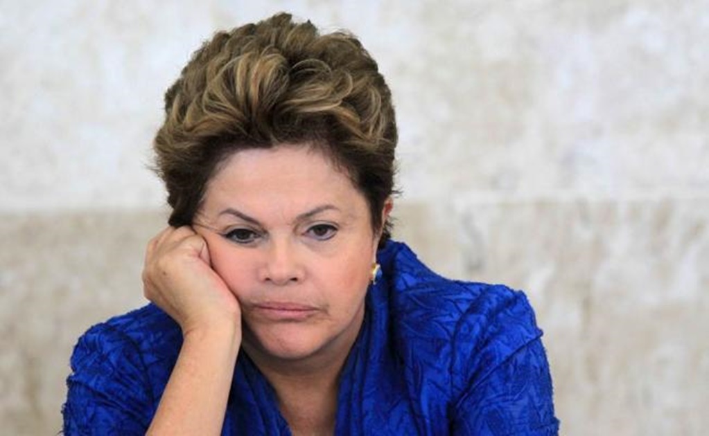 Fiscalía pide investigar a Rousseff por escándalo de Petrobras 