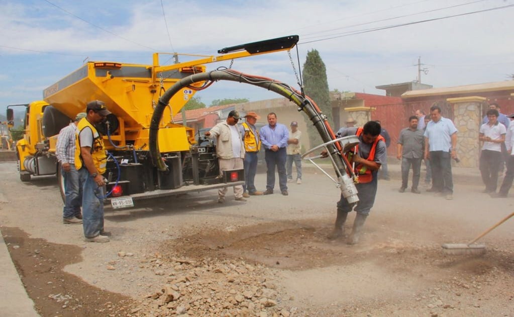 Con maquinaria de Nueva Zelanda, combatirán baches en Tamaulipas