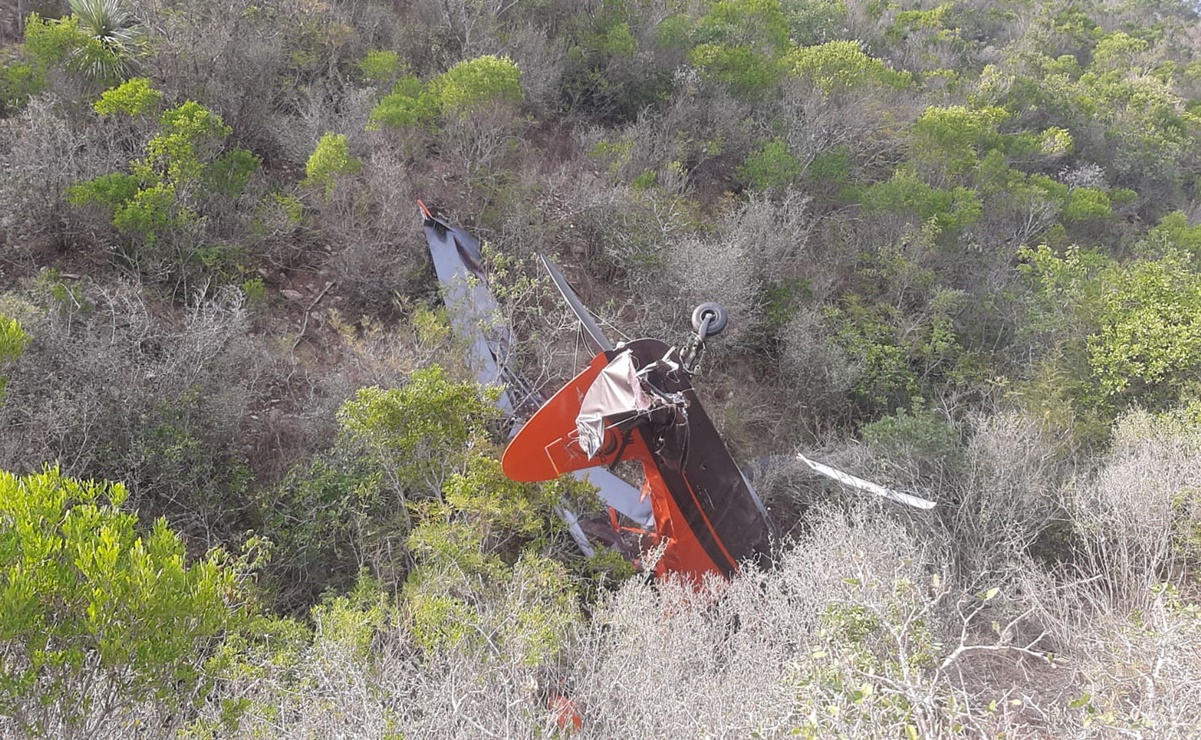 Avioneta aterriza de emergencia en Salinas Victoria, Nuevo León; hay dos heridos