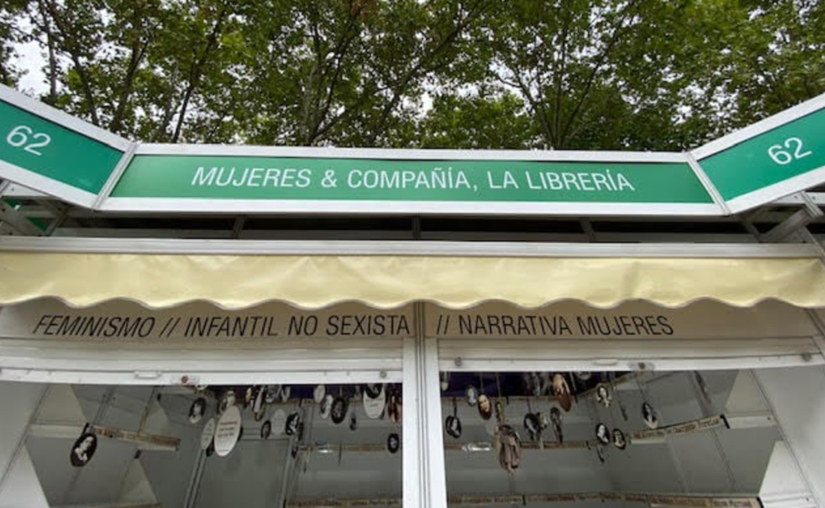 Librería feminista retira libros de Carmen Mola tras resultar ser el seudónimo de tres hombres