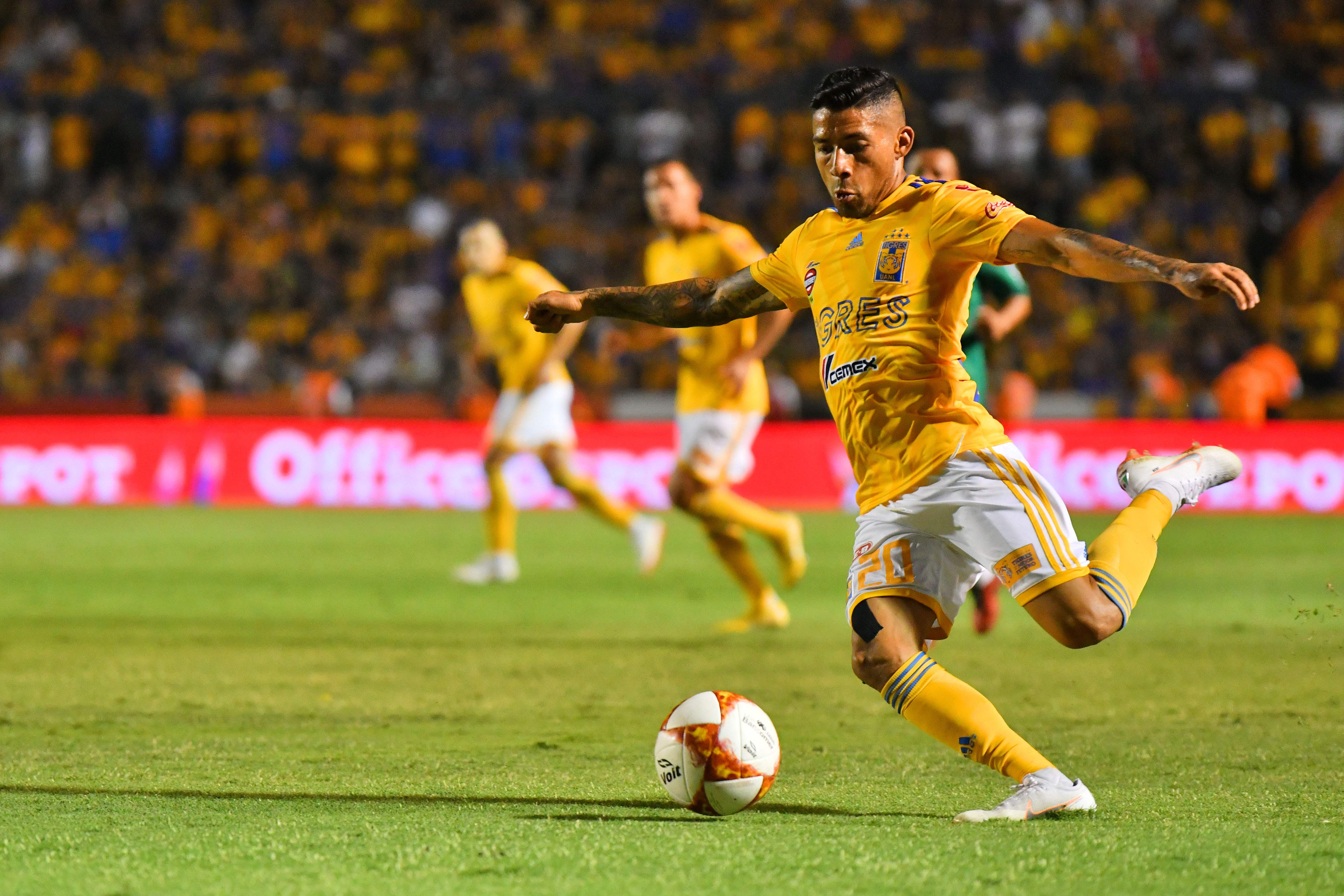 Complicado partido de Tigres contra los Xolos