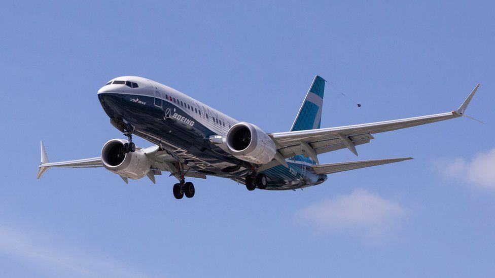 VIDEO: Sigue turbulencia en Boeing, ahora un avión de carga aterriza de emergencia en Miami