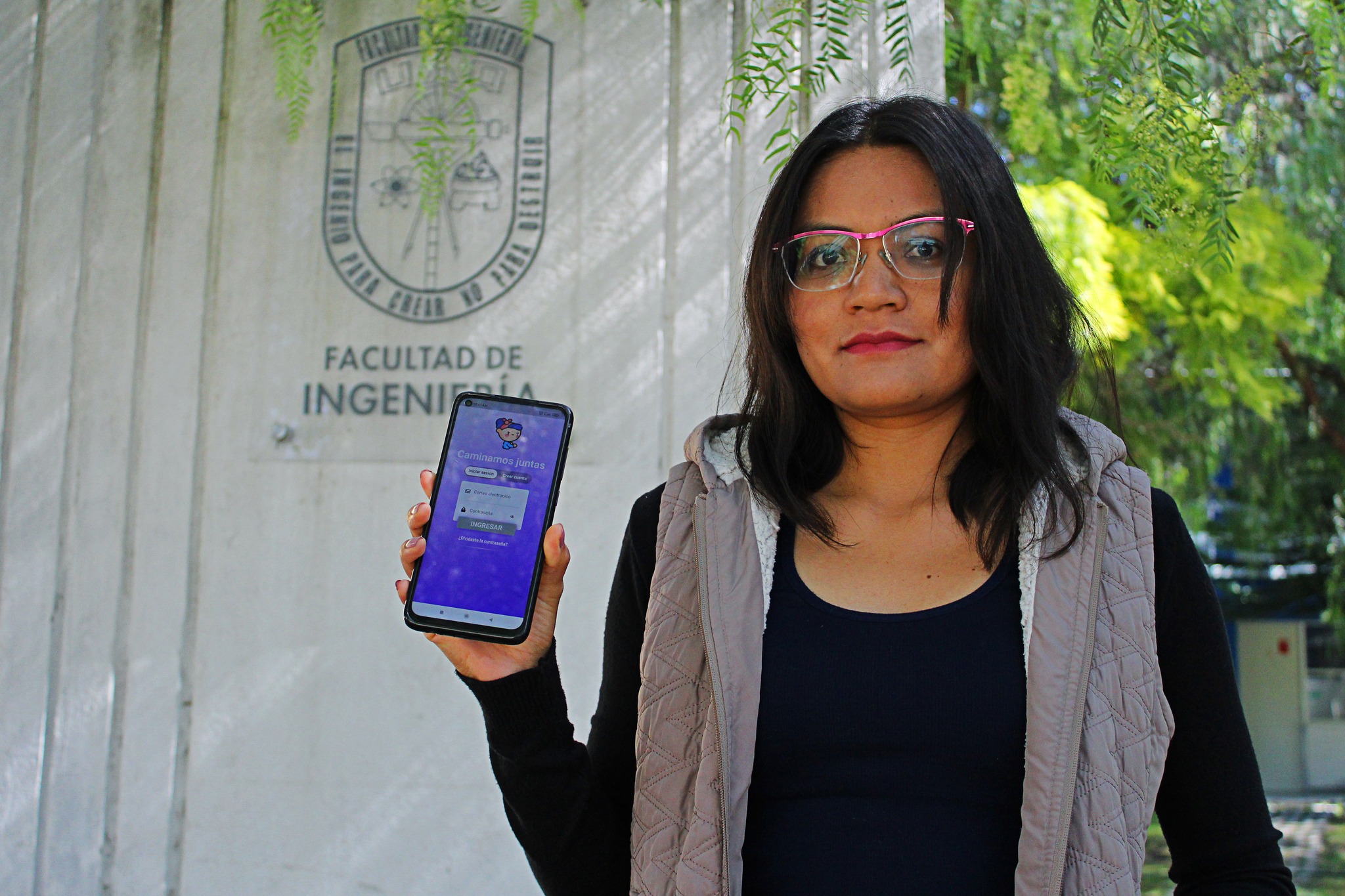 Video. Joven queretana diseña App para prevenir el acoso callejero