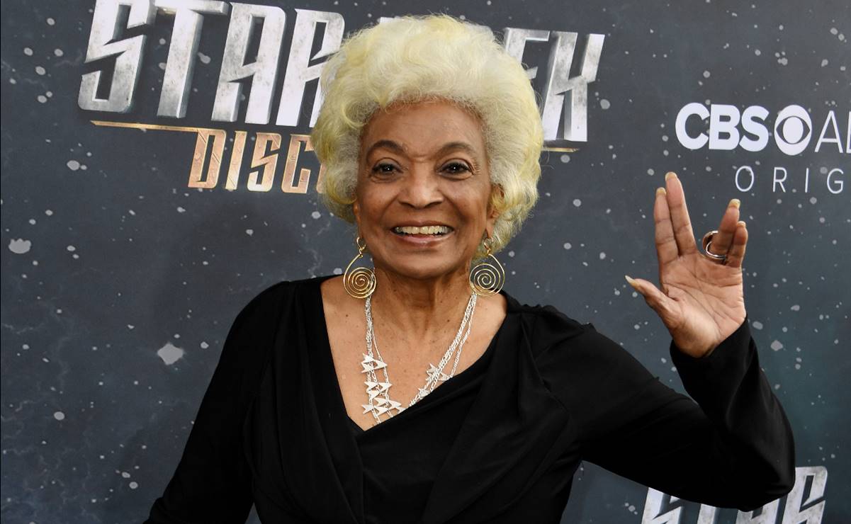 Las cenizas de Nichelle Nichols, actriz de "Star Trek", viajarán al espacio